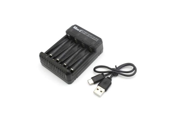Kyosho SPEED HOUSE AA/AAA NiMH USB Charger2  (72211)