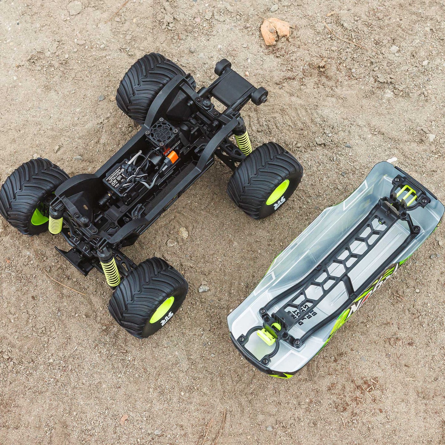 Arrma 1/16 ARRMA GORGON GROM (Battery & Charger Included) (YELLOW) (ARA2130T1)